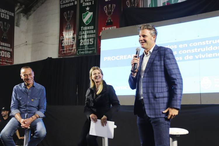 Marisa Fassi firmó un convenio de cogestión con el Ministerio de Hábitat para desarrollar 400 viviendas