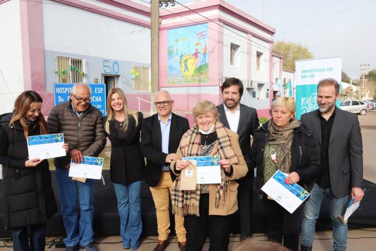 En el 50º Aniversario del Hospital Dardo Rocha anuncian una inversión de 100 millones de pesos