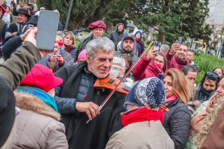 La comunidad de Cañuelas celebró las Fiestas Patronales del Bicentenario