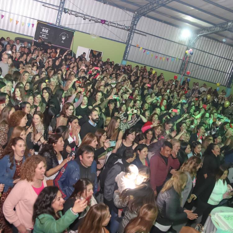 Inolvidable celebración por el día de los maestros y maestras