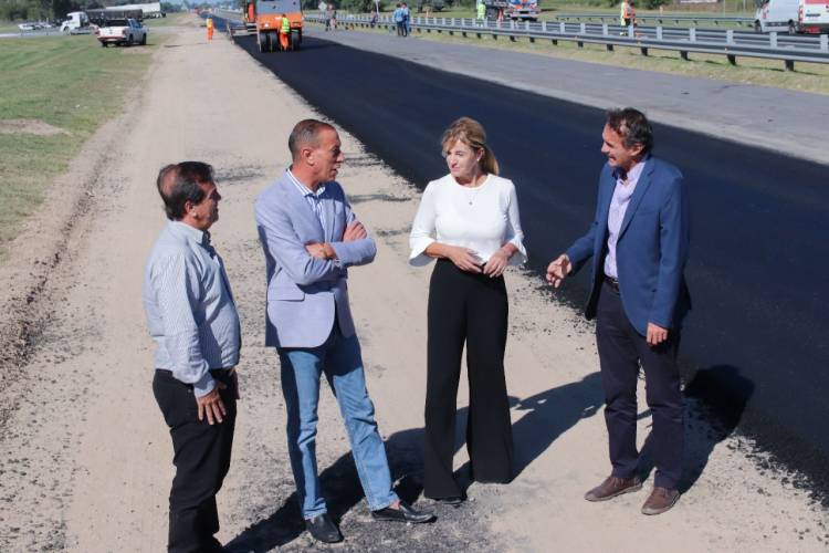 El Presidente inaugura la finalización de autopista Ezeiza-Cañuelas