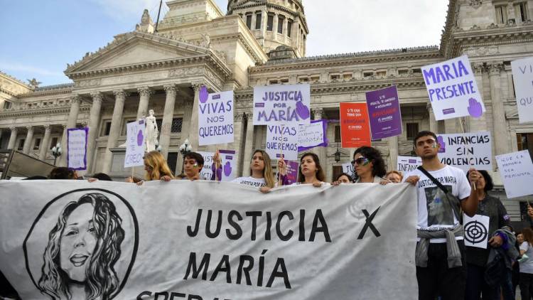 Se realizó el #NiUnaMenos con el recuerdo de María Speratti 