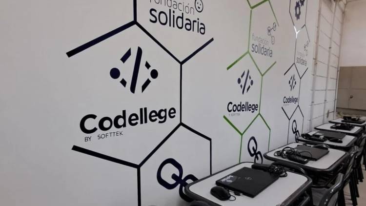 Inauguran un aula tecnológica en Cañuelas que impacta en más de 800 estudiantes